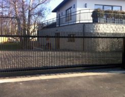 Liugvärav nelikanttorust 40x10 mm Liugvärav nelikanttorust 40x10 mm