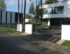 Metallaed nelikanttorust 20x20 mm Merirahu Metallaed nelikanttorust 20x20 mm Merirahu